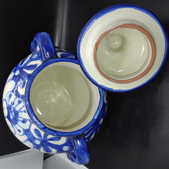 Handmade Clay Jar with Lid - Picture 4 of 4